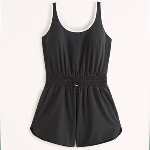 Abercrombie Traveler romper NWOT | Size: S Tall
